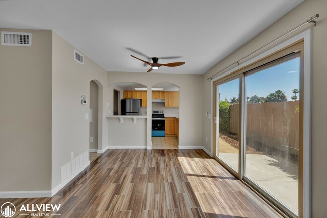 Building Photo - Beautifully Renovated 2-Bedroom Corner Tow...