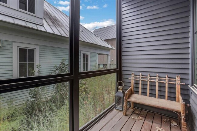 Building Photo - 11291 Serenbe Ln