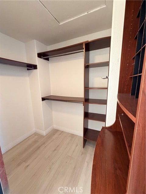 Building Photo - 21 Front Row Ln