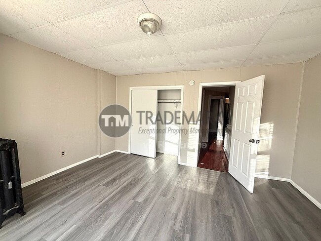 Building Photo - 2215 N 4th St