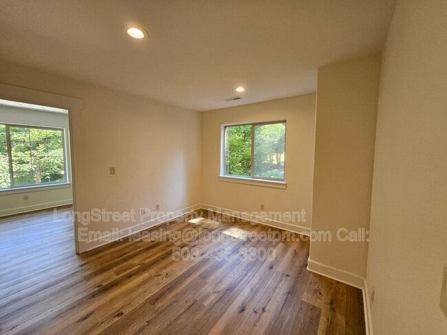 Building Photo - 11819 SW 60th Ave