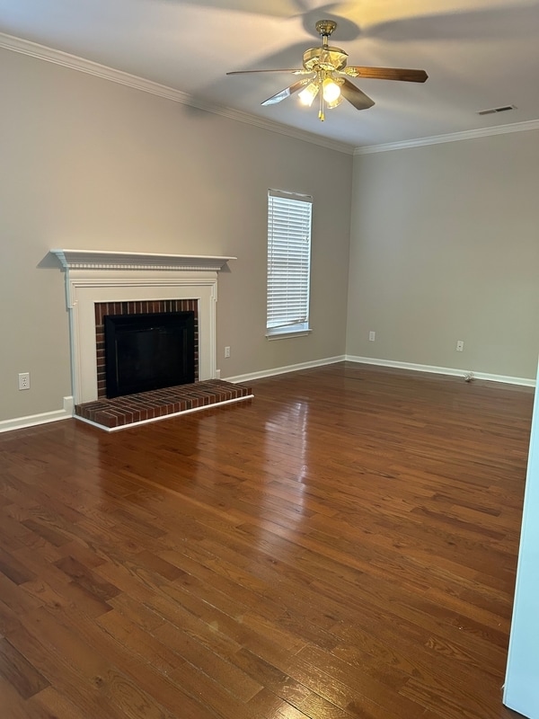 Building Photo - 226 Windsong Dr