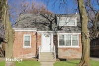 Building Photo - 236 E 142nd St