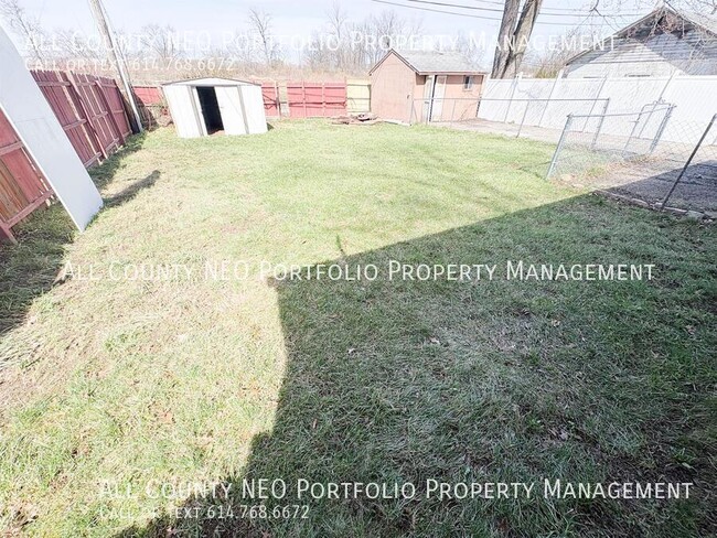 Building Photo - 1748 Ward Rd