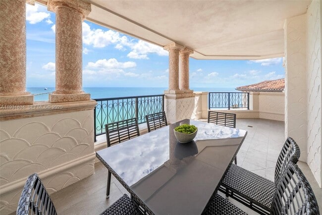 Building Photo - 7471 Fisher Island Dr