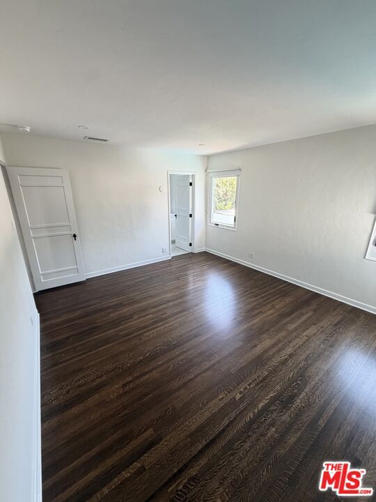 Building Photo - 313 S Peck Dr