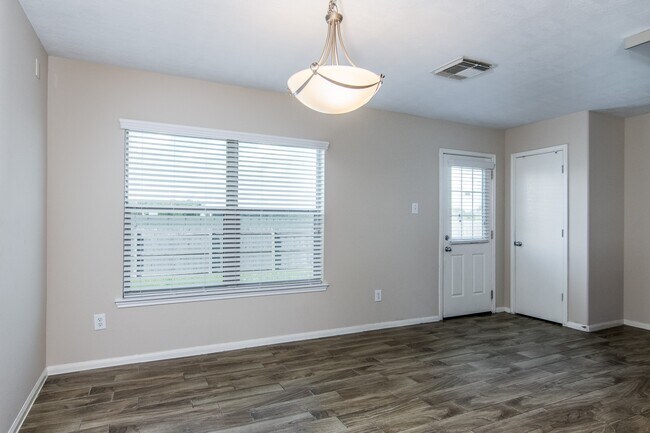 Building Photo - 21311 Carleen Creek Trail