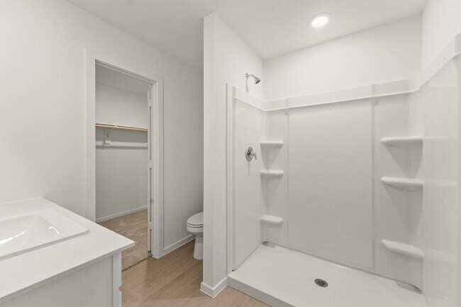 Building Photo - 3061 Sunrise Dr