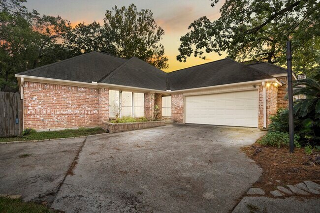 Building Photo - 38 Devonshire Dr