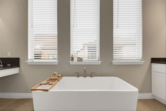 Building Photo - 421 Chinkapin Trail