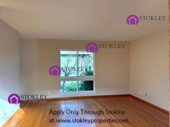 Building Photo - 2510 Biscay Way