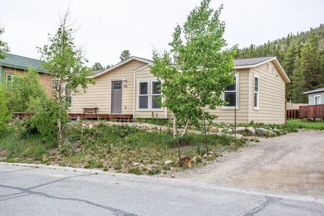 Building Photo - 3 Bedroom, 2 Bath Home in French Creek