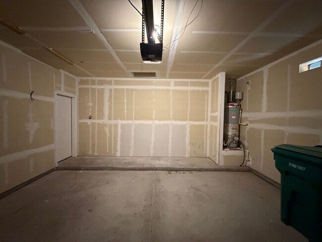 Building Photo - 4875 Mount Salas St NE