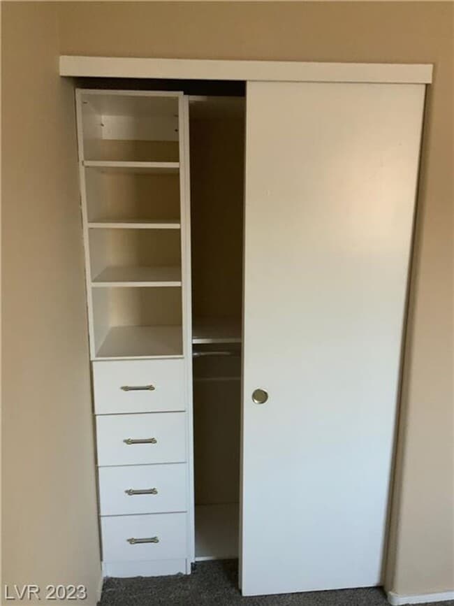 Building Photo - CHARMING SPLIT LEVEL HOME. FEATURING OPEN FAMILY ROOM