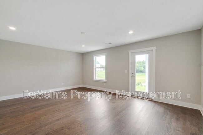 Building Photo - 759 Mill Creek Meadow Dr