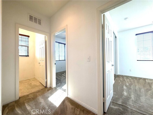 Building Photo - 8433 Floro Pl