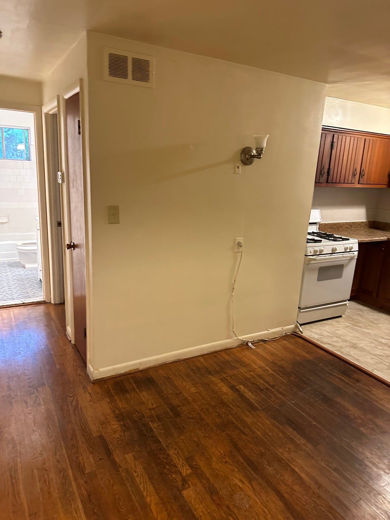 Dining Room - 1005 Cedarcroft Rd