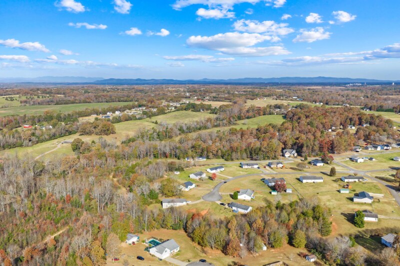 Building Photo - 304 Walkers Ridge Dr