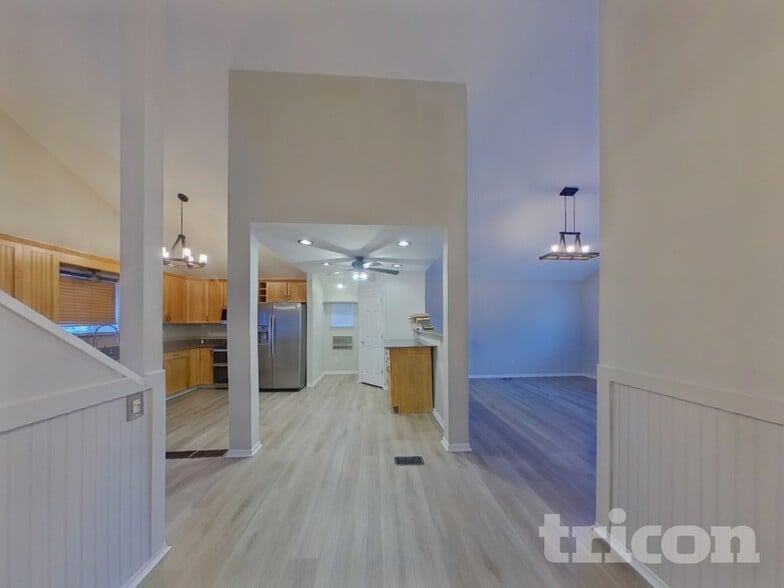 Building Photo - 3469 Hunterwood Dr