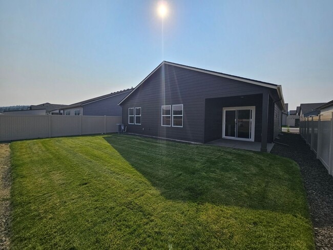Building Photo - New build! October rent free