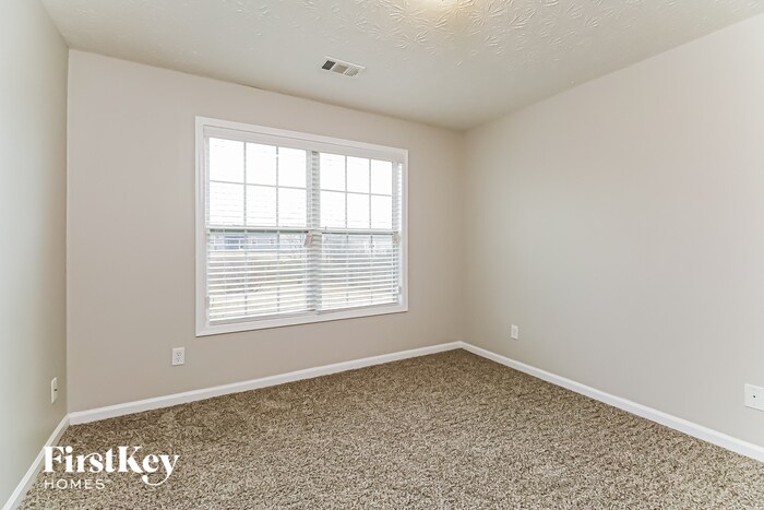 Building Photo - 155 Landon Way