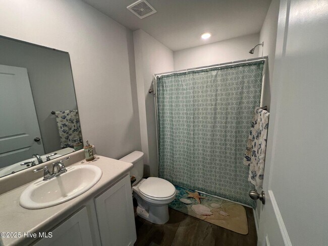 Building Photo - 115 Cleat Dr