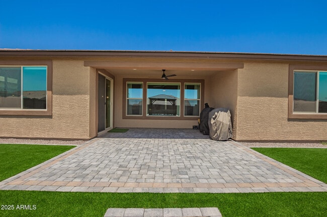 Building Photo - 18549 W Seldon Ln