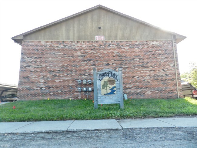 Primary Photo - 23220 Middlebelt Rd