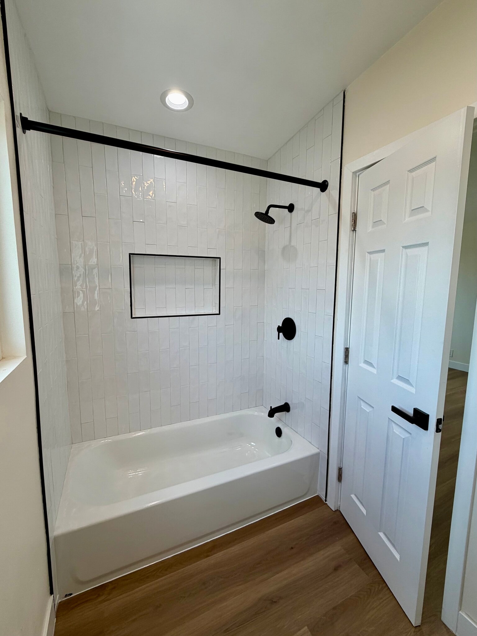 Building Photo - 8965 San Juan Ave