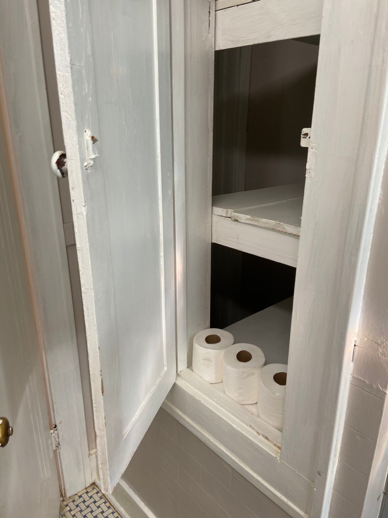 Building Photo - 7532 Jefferson Ave