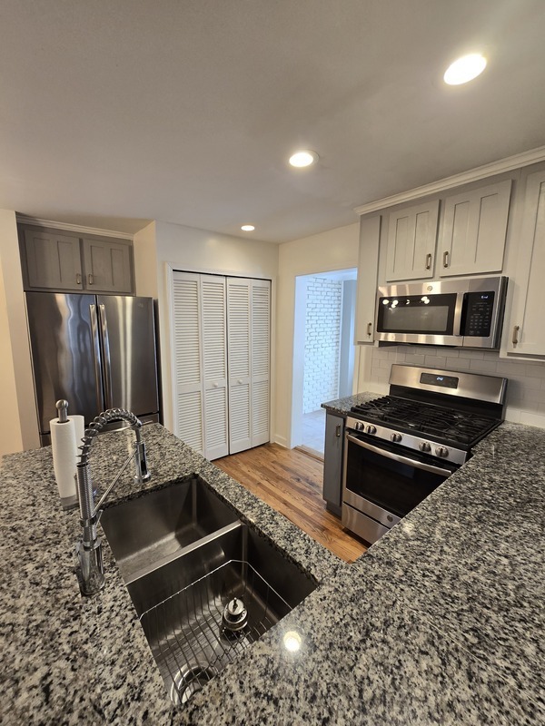 Building Photo - 2232 Dunseath Ave NW