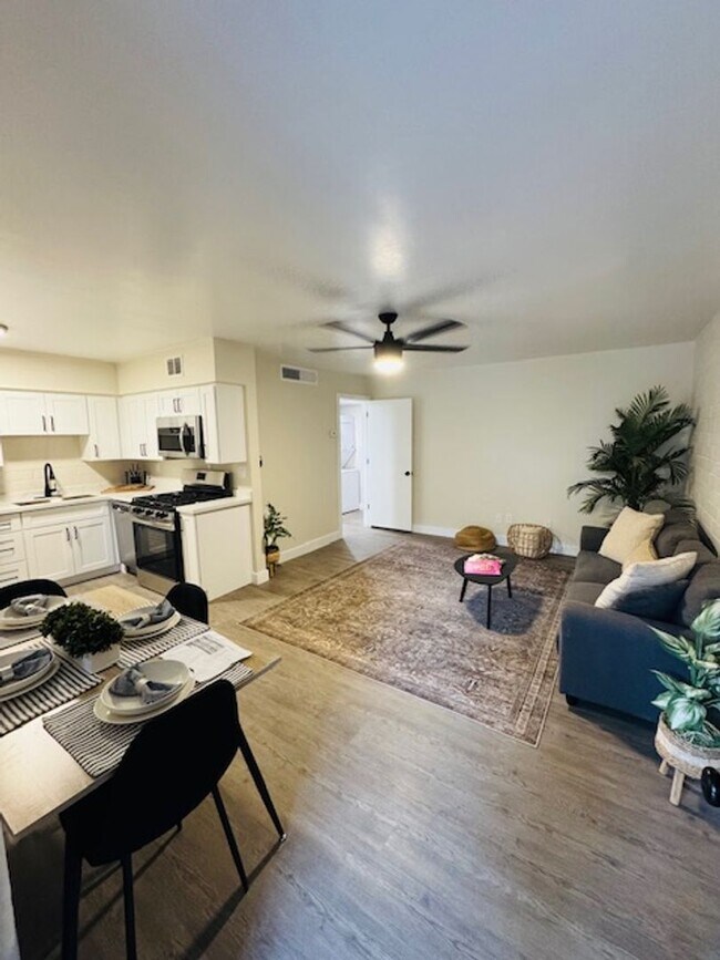 Building Photo - NW/ Oro Valley- Remodeled one bedroom apar...