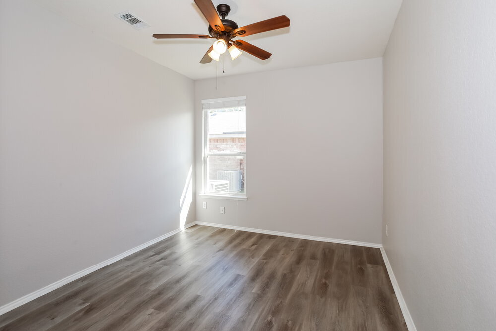 Building Photo - 2804 Hilcroft Ave