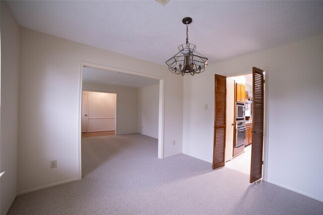 Building Photo - 13214 Ensley Wood Dr