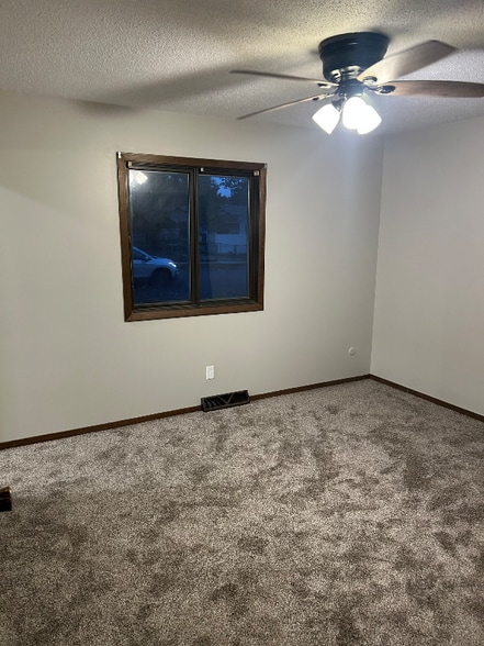 Building Photo - 1809 W 37th St