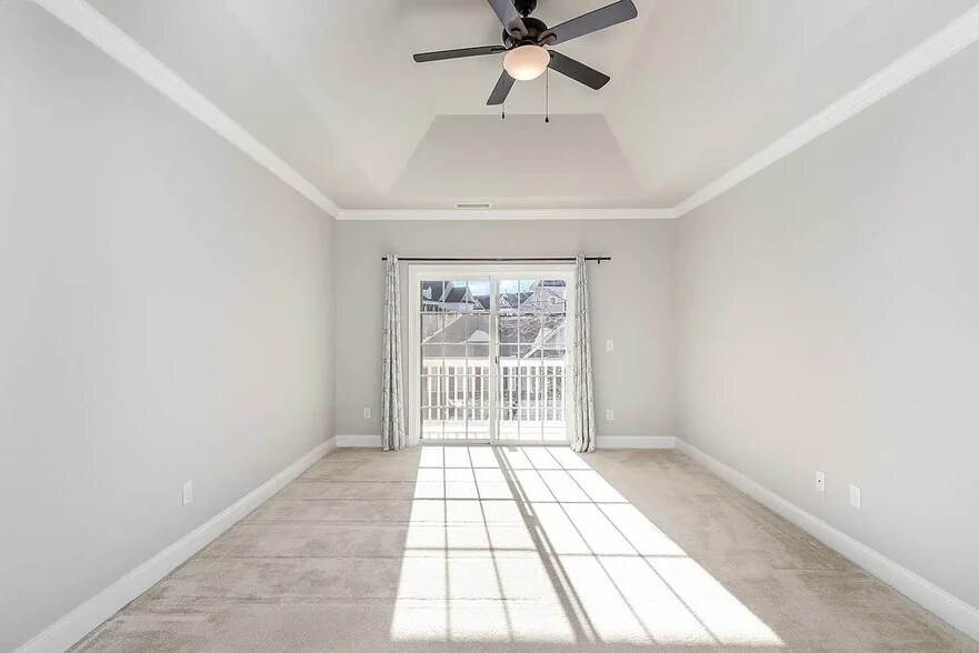 Master Bedroom - 10420 Sablewood Dr