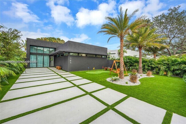 Primary Photo - 145 NW 51st St