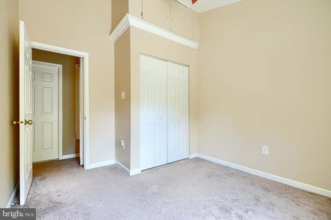 Building Photo - 30 Old Forge Ct