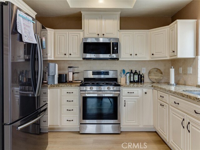 Building Photo - 2703 Huntington Ln