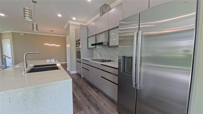 Building Photo - 1835 Brentwood Ct