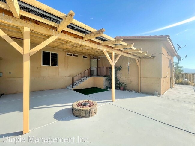Building Photo - 4 br, 2 bath House - 16725 Nancy Drive