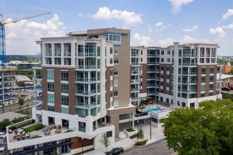 Building Photo - 20 Rutledge St