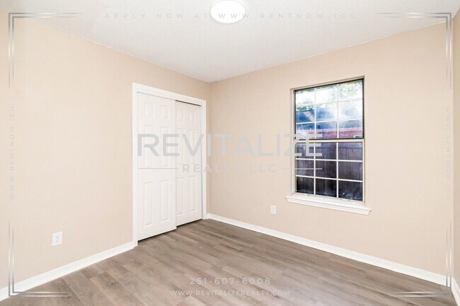 Building Photo - 1066 Bernice Hudson Dr