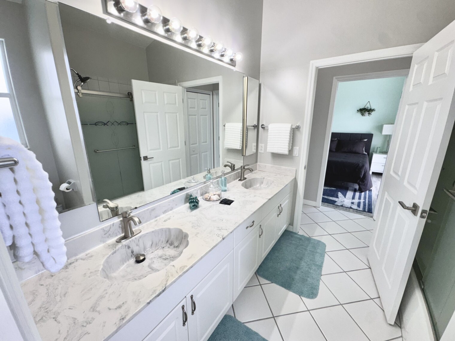 Building Photo - 236 SW 47th St