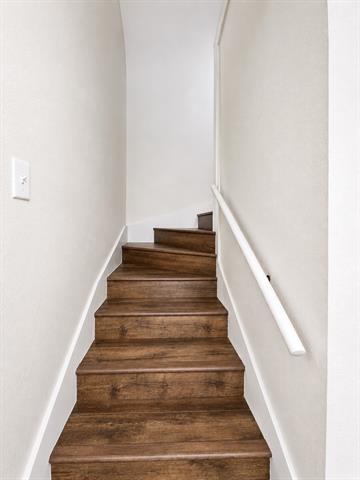 Building Photo - 7618 Thistle Ln