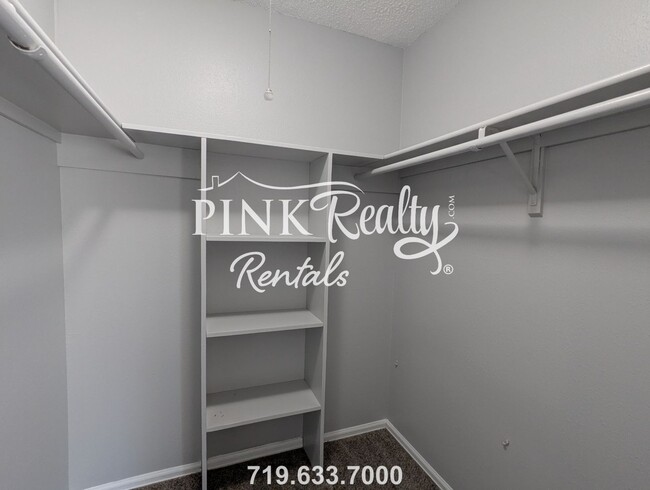 Building Photo - 2583 Prescott Cir E