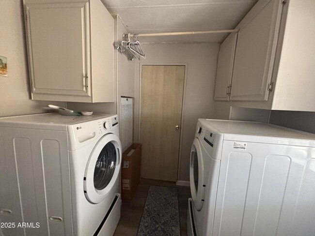 Building Photo - 3611 N Michigan Ave