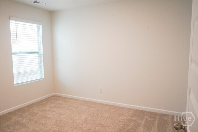 Building Photo - 423 Coconut Dr