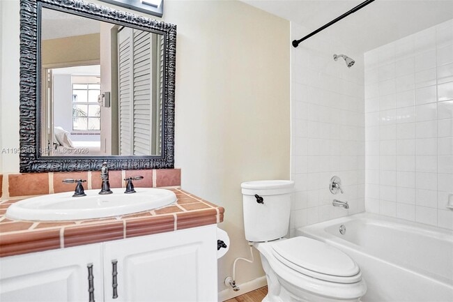 Building Photo - 19877 E Country Club Dr