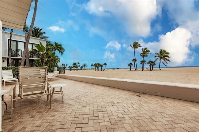 Building Photo - 1665 S Ocean Ln